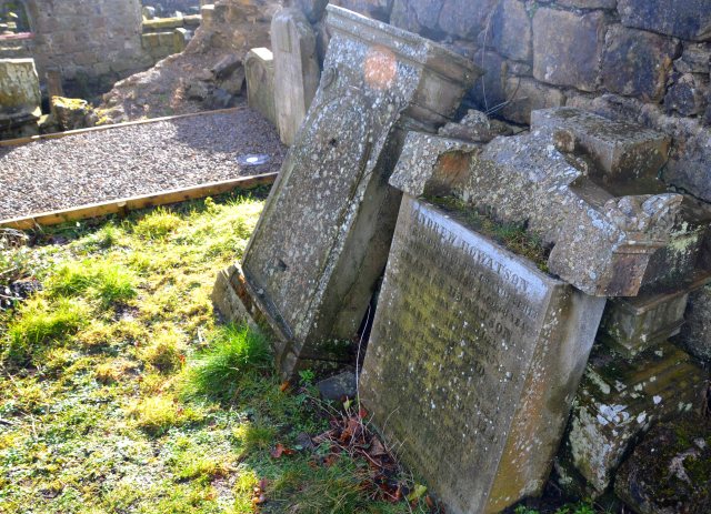 Howatson_Headstone_01
