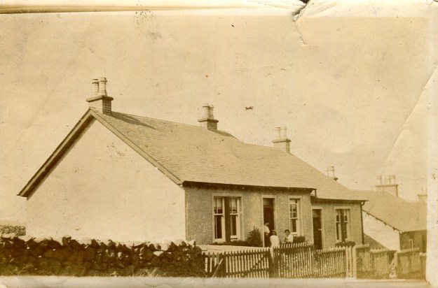 Bank_Glen_Ingleston_cottage