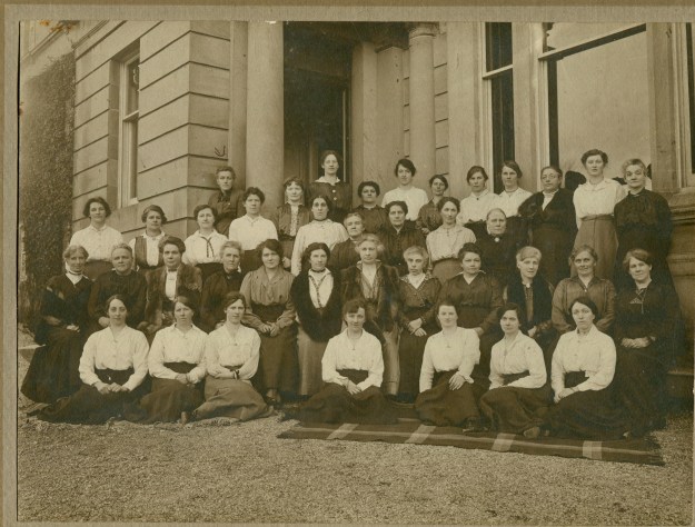 Bank_house_RedCrossWorkingParty_00